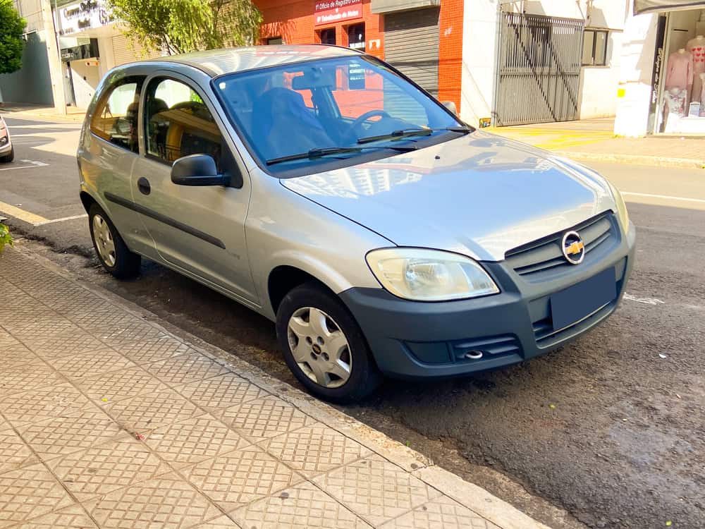 8-carros-usados-para-comprar-pelo-valor-do-iphone-17