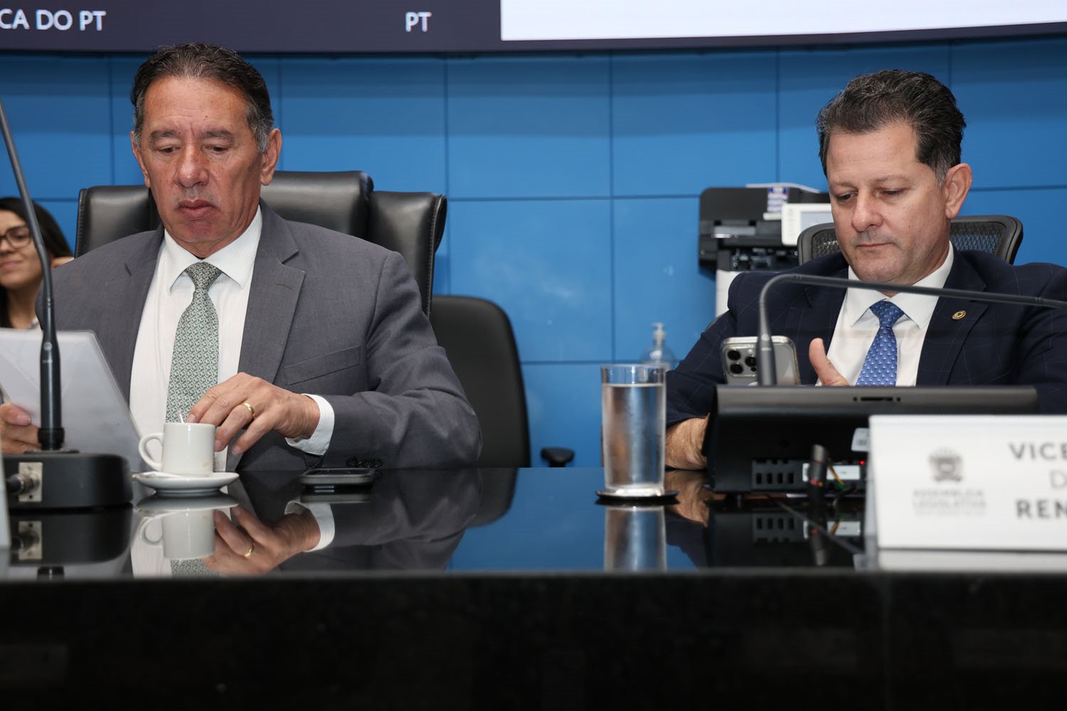 No momento, você está visualizando ALEMS: PL que incentiva diagnóstico tardio a pessoas com TEA passa em 2ª