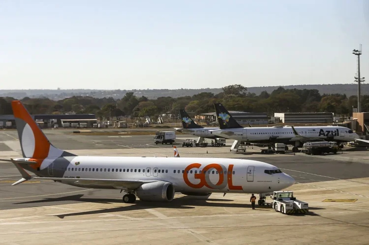 No momento, você está visualizando Companhias aéreas Gol e Azul encerram negociações de fusão e rompem parceria comercial
