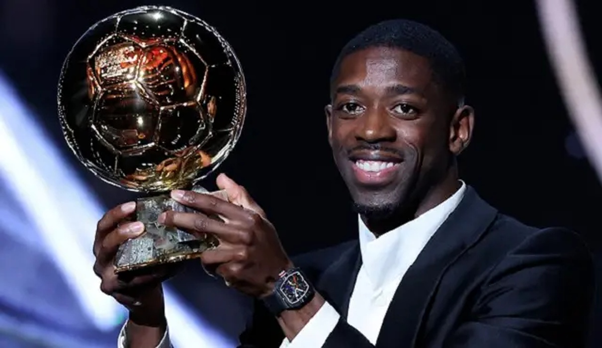 No momento, você está visualizando Dembélé conquista a Bola de Ouro de melhor jogador do mundo