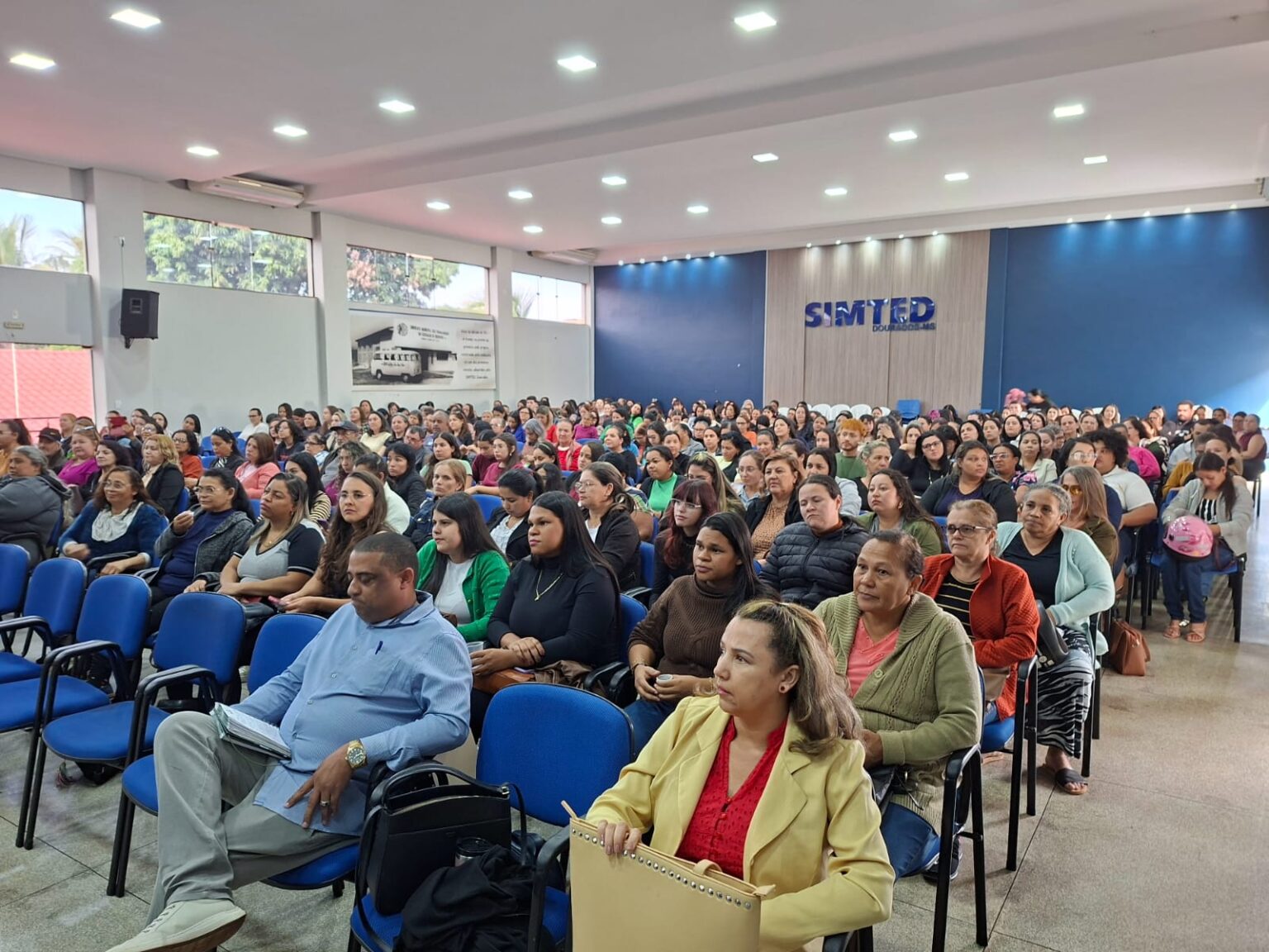No momento, você está visualizando Prefeitura capacita professores para escolas municipais em tempo integral