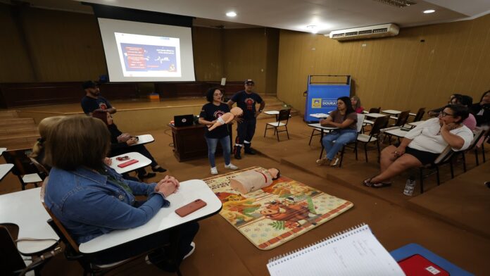 No momento, você está visualizando Prefeitura e Samu capacitam educadores da rede municipal para primeiros socorros