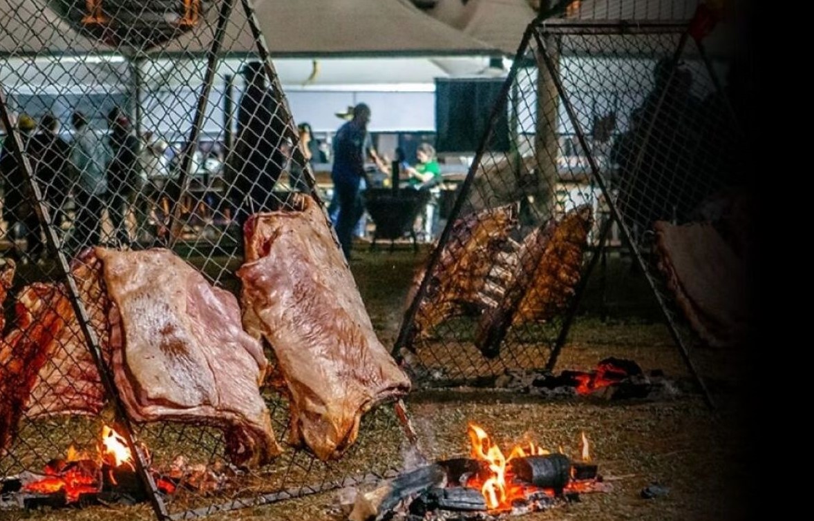No momento, você está visualizando Festival Internacional da Carne chega a Campo Grande com entrada gratuita, 200 assadores e shows
