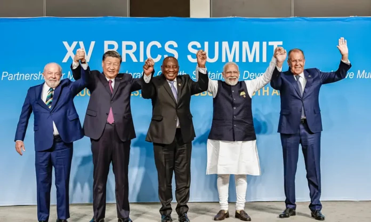 No momento, você está visualizando Líderes do Brics conversam sobre tarifaço e guerras em reunião virtual