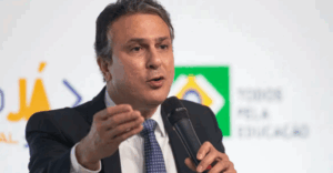 Leia mais sobre o artigo HOJE: Camilo Santana inaugura obras da UFGD, UFMS e visita escolas em Campo Grande