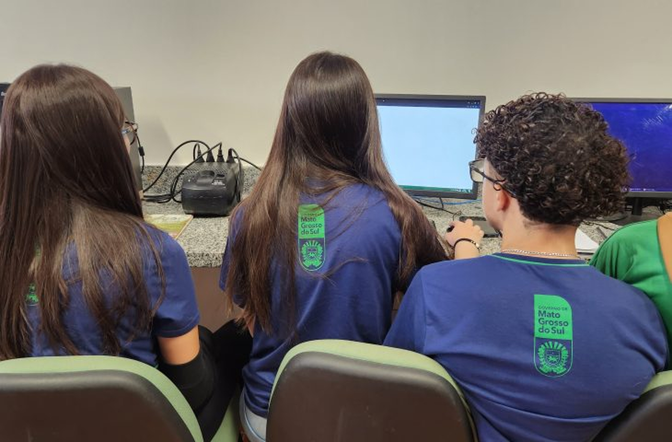 No momento, você está visualizando MS SPEAKS: Plataforma inovadora fortalece ensino do inglês para 83 mil alunos das escolas estaduais
