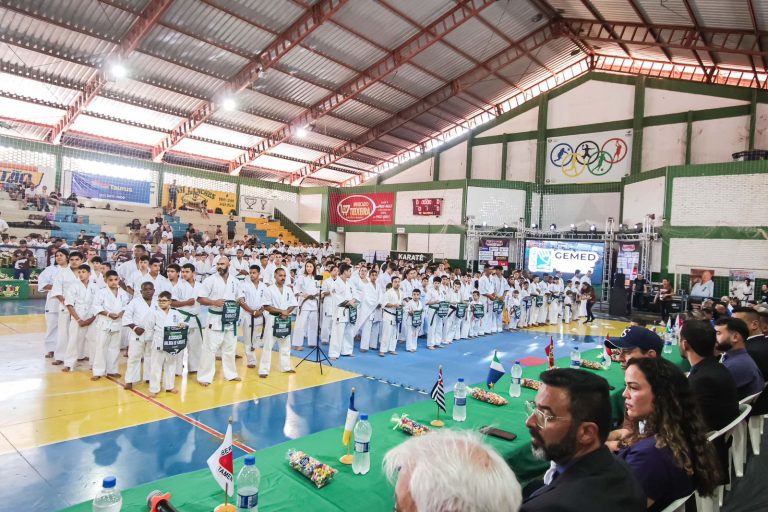 No momento, você está visualizando Prefeitura de Naviraí apoia 4º Campeonato Sul-Americano de Karatê Kyokushin IKO Matsushima e fortalece compromisso com o esporte