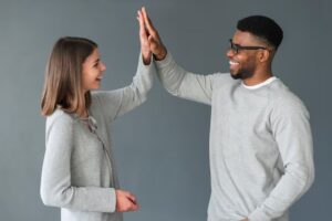 Leia mais sobre o artigo 3 razões pelas quais desconhecidos te valorizam mais do que os amigos