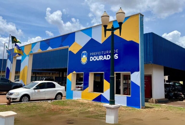 No momento, você está visualizando Prefeitura antecipa salários e servidores recebem 12 dias antes do 5º dia útil