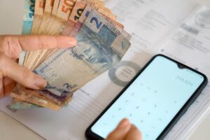 Leia mais sobre o artigo Prévia da inflação volta a subir, puxada pela alta da conta de luz em setembro
