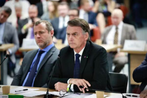 Leia mais sobre o artigo Saiba que dia termina o julgamento de Bolsonaro no STF