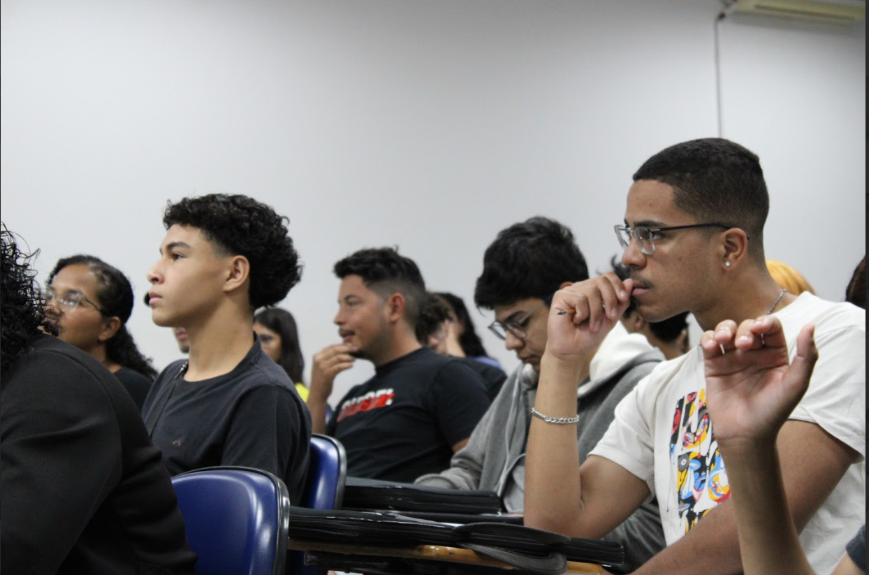 No momento, você está visualizando Inscrições abertas para cursos grátis de criatividade, desenvolvimento e beleza