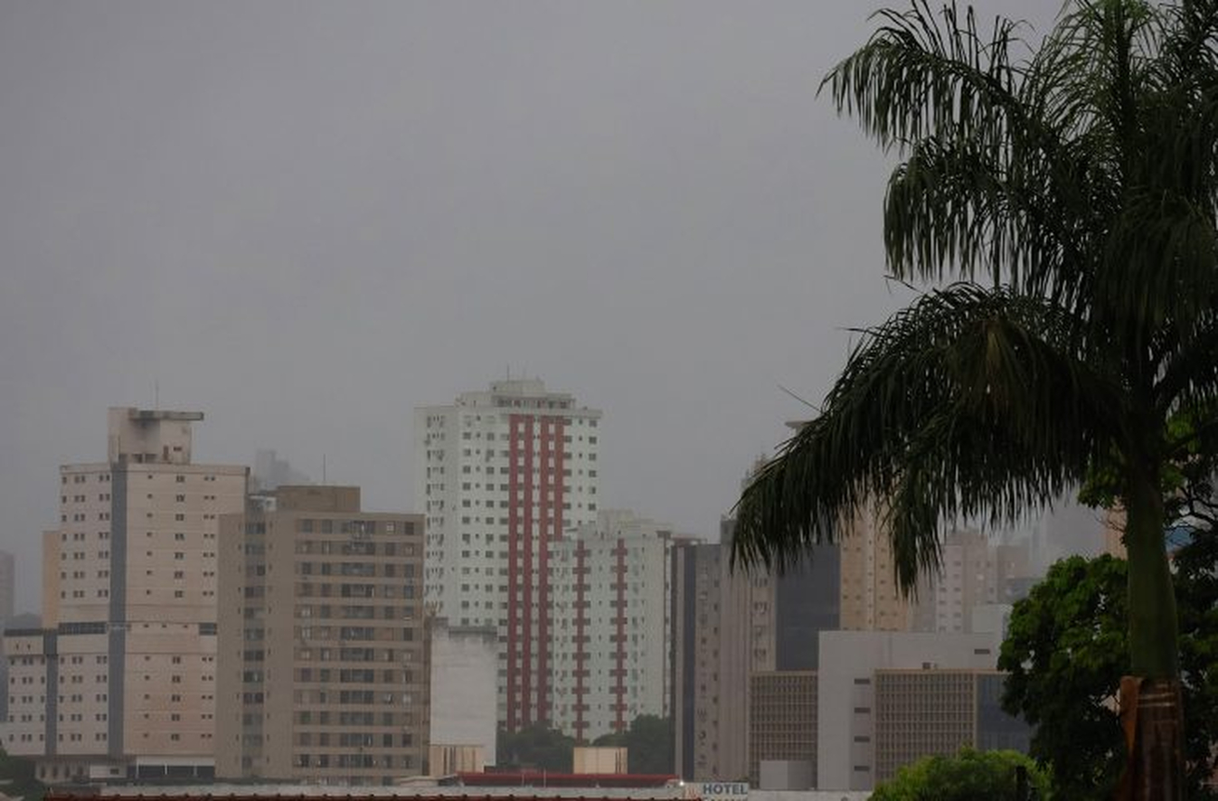 No momento, você está visualizando TEMPO: Frente fria chega a MS nesta quinta-feira e provoca chuva e queda de temperatura