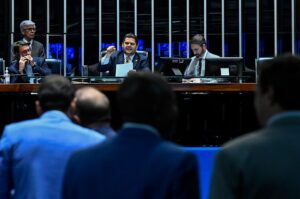 Leia mais sobre o artigo Congresso vota nesta quinta autorização permanente para isenção do IR para até R$ 5 mil