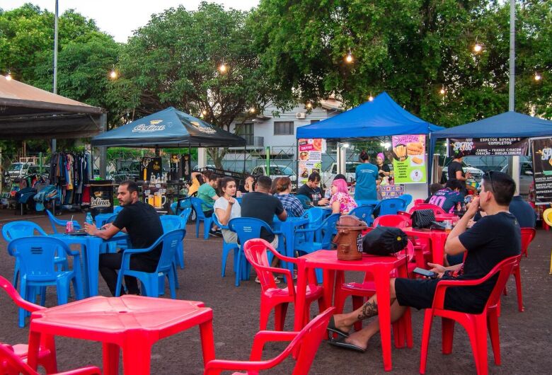 No momento, você está visualizando HOJE: Feira Sabores no Parque é inaugurada nesta sexta-feira no Parque dos Ipês
