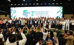 Leia mais sobre o artigo CIDADE EMPREENDEDORA: Naviraí assina acordo para melhorar índices de gestão e promover desenvolvimento