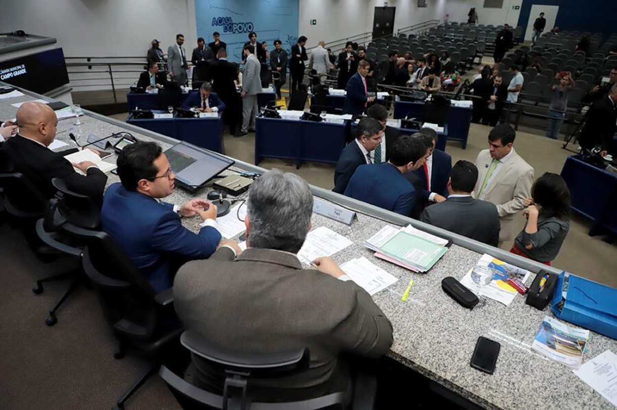 No momento, você está visualizando CÂMARA: Vereadores votam projeto que garante parceria para manutenção de pontos de ônibus em Campo Grande
