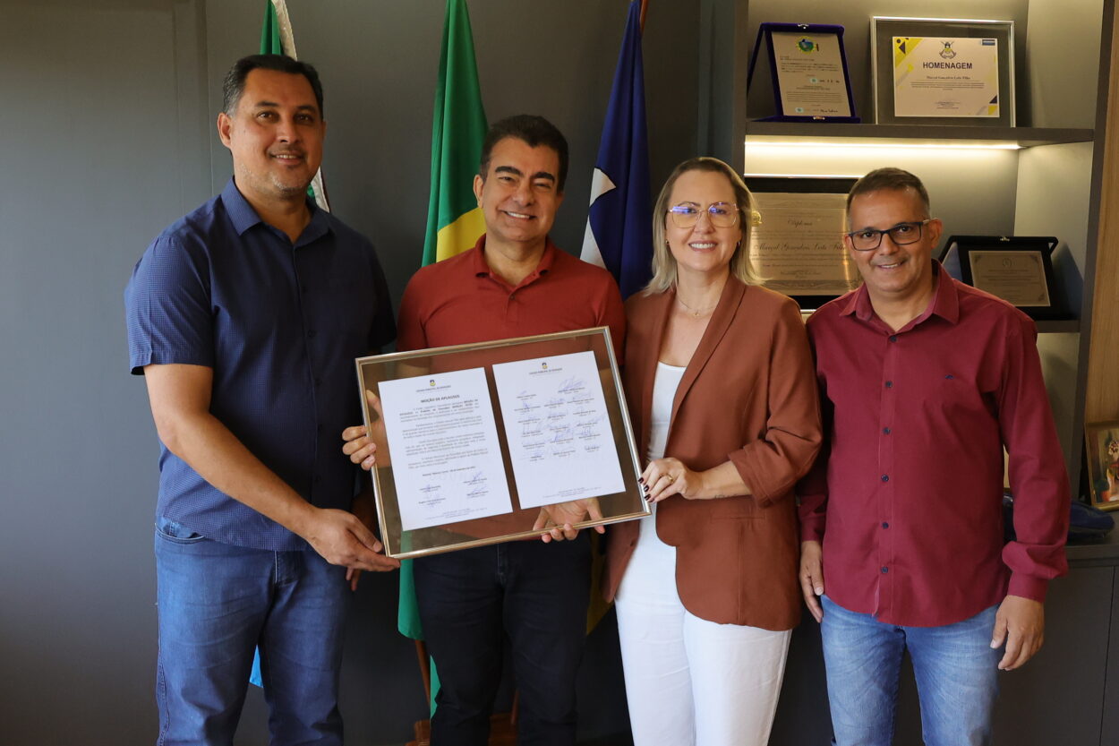 No momento, você está visualizando Câmara concede Moção de Aplausos ao prefeito por reativação do Aeroporto de Dourados