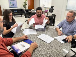 Leia mais sobre o artigo Prefeitura avança na regularização fundiária com certidões para 228 famílias de Campo Grande