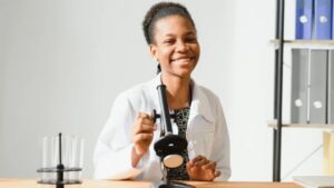 Leia mais sobre o artigo Prêmio Mulheres e Ciência abre inscrições para segunda edição