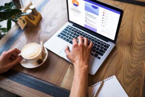 Leia mais sobre o artigo 8 sites que merecem destaque na sua rotina na internet