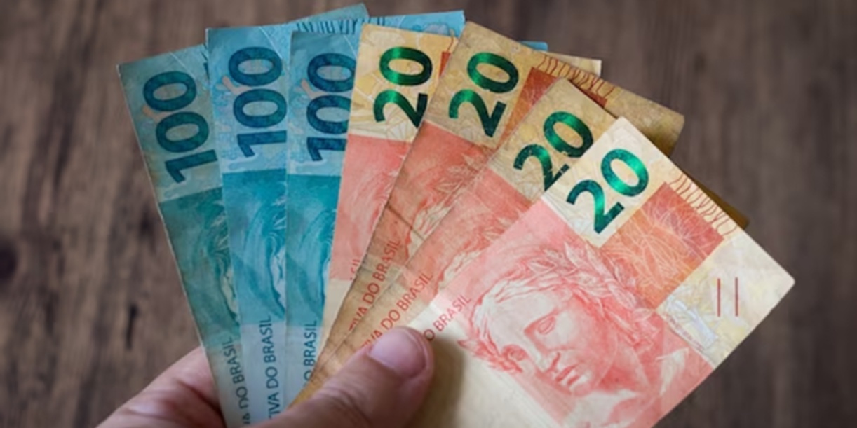 No momento, você está visualizando Brasil capta US$ 2,25 bilhões em títulos no mercado internacional