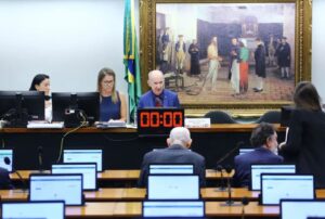 Leia mais sobre o artigo HOJE: CCJ da Câmara vota PL da oposição que equipara CV e PCC ao terrorismo