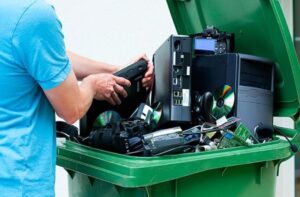 Leia mais sobre o artigo HOJE: Prefeitura de Naviraí realiza Campanha de Coleta de Lixo Eletrônico nos dias 12, 13 e 14 de novembro