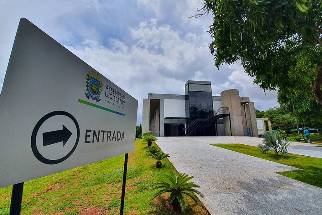 No momento, você está visualizando ALEMS: Sessão solene, posse de nova Frente e CCJR extraordinária estão previstas