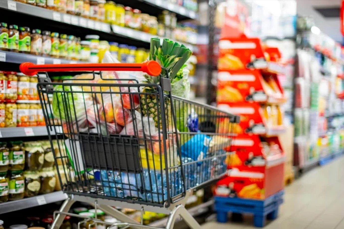 No momento, você está visualizando Consumidor aproveita Black Friday para comprar alimentos e itens de limpeza