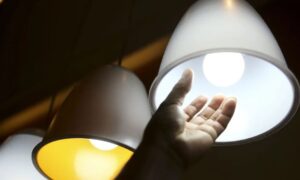 Leia mais sobre o artigo Consumidores residenciais poderão escolher fornecedor de energia até 2028