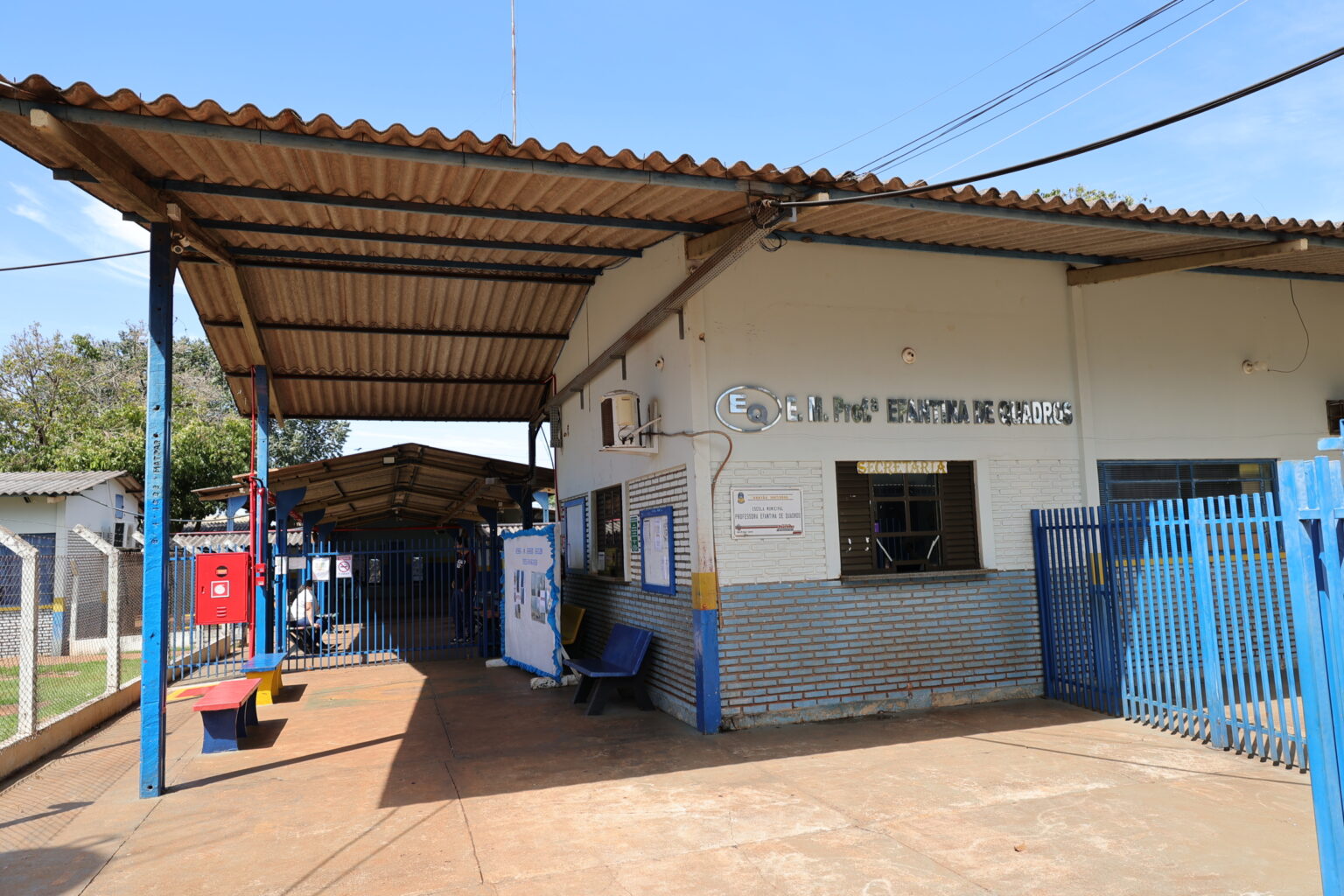 No momento, você está visualizando Prefeitura inicia implantação de sistema de segurança contra incêndio em escolas da Reme