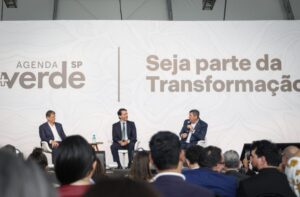 Leia mais sobre o artigo PAINEL SUMMIT: Riedel e Tarcísio discutem economia verde e desenvolvimento sustentável em SP