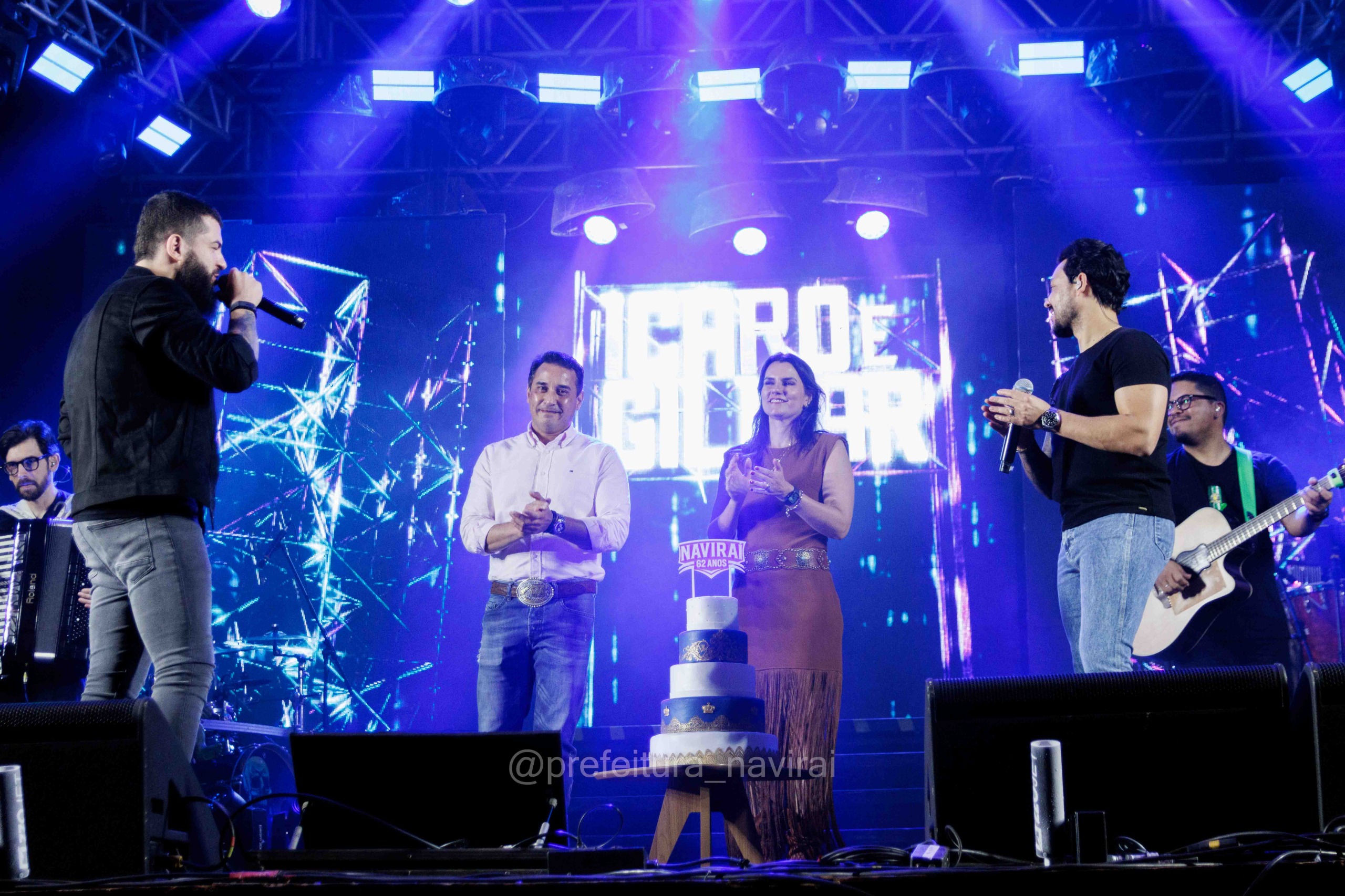 No momento, você está visualizando Aniversário de Naviraí reuniu milhares de pessoas em três dias de festa gratuita no Parque de Exposições