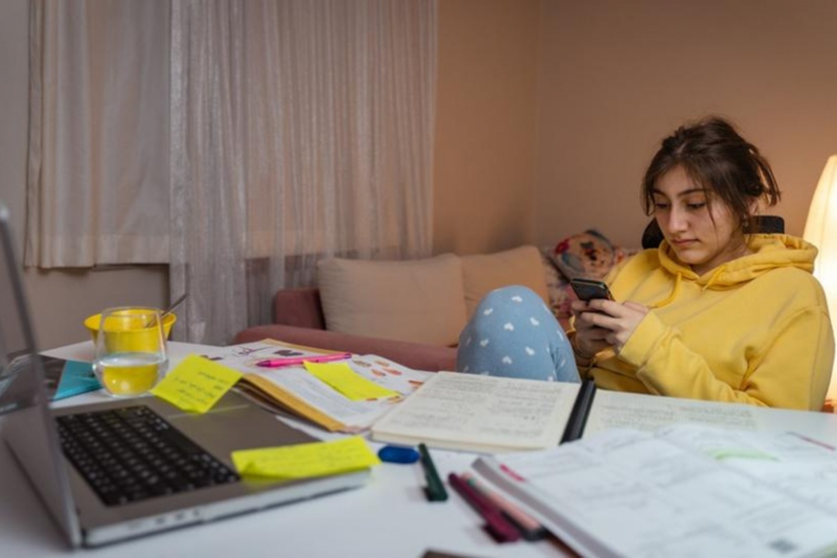 No momento, você está visualizando Por que a autossabotagem atrapalha seu progresso profissional