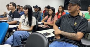 Leia mais sobre o artigo Sejuv abre inscrições para cursos de Oratória e Aperfeiçoamento em Cílios