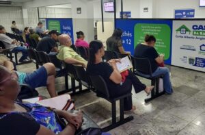 Leia mais sobre o artigo SES ajuda pacientes a saber como solicitar medicamentos fornecidos pelo Estado em MS