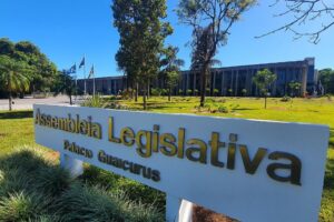 Leia mais sobre o artigo ALEMS oficializa Frentes Parlamentares da Assistência Farmacêutica e do Serviço Público