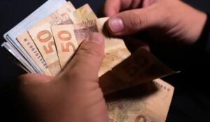 Leia mais sobre o artigo Servidores de Campo Grande recebem 13º salário nesta sexta