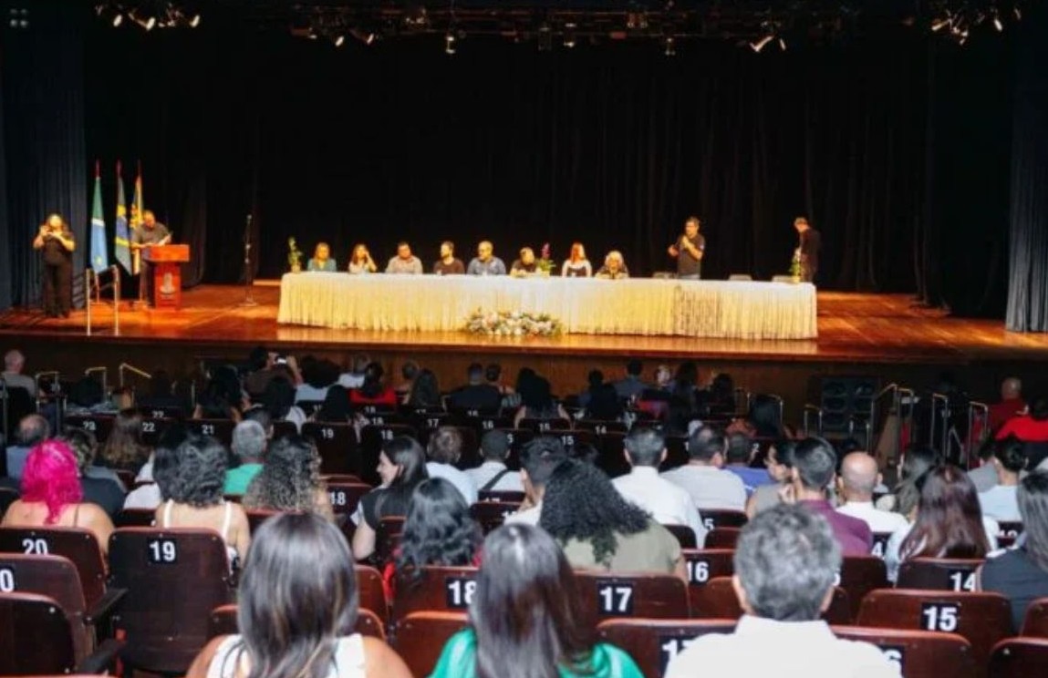 No momento, você está visualizando Fortalecendo o SUS, 803 conselheiros de saúde são empossados