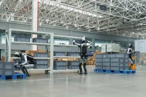 Leia mais sobre o artigo China vai usar robôs humanoides para patrulhar fronteiras