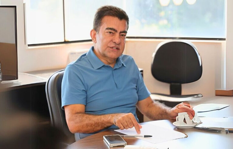 No momento, você está visualizando Prefeitura adia para hoje abertura do Natal Encantado Dourados para proteger famílias da chuva