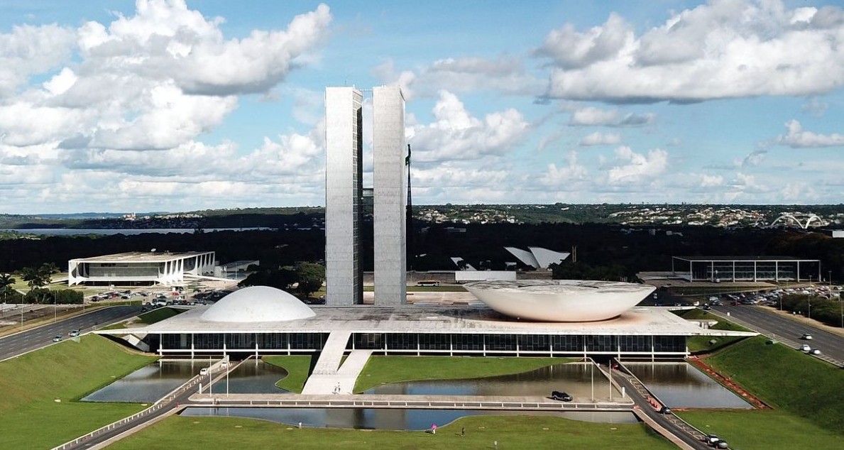 No momento, você está visualizando Com recesso batendo à porta, Congresso tenta votar Orçamento de 2026 hoje