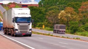 Leia mais sobre o artigo Ministro dos Transportes prevê 14 leilões rodoviários no Brasil em 2026