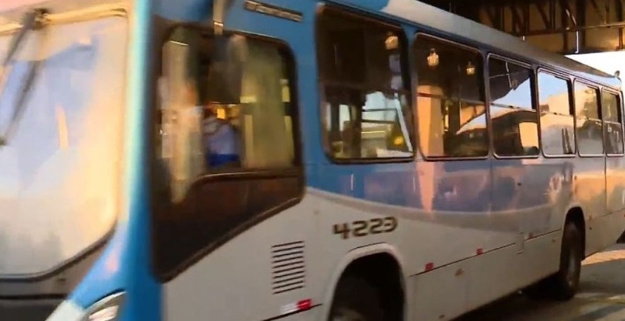 No momento, você está visualizando FIM DA GREVE: Ônibus deixam garagens e voltam às ruas em Campo Grande