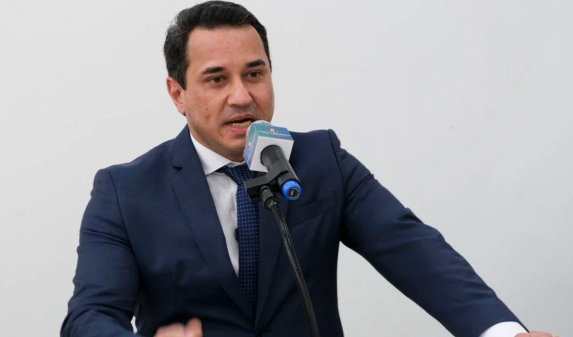 No momento, você está visualizando Prefeitura de Naviraí injeta R$ 17 milhões na economia com pagamento do 13º, rescisões e salário de Dezembro