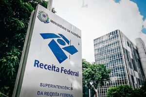 Leia mais sobre o artigo REFORMA TRIBUTÁRIA: Receita suspende multa por falta de CBS e IBS em notas