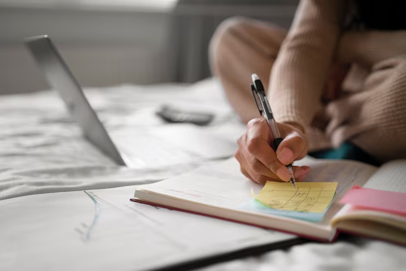 No momento, você está visualizando 3 formas eficazes de cumprir suas metas de Ano Novo em 2026