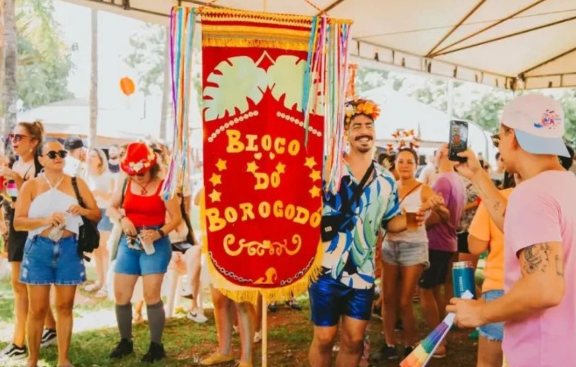No momento, você está visualizando Bloco do Borogodó anima edição carnavalesca da feira em Campo Grande