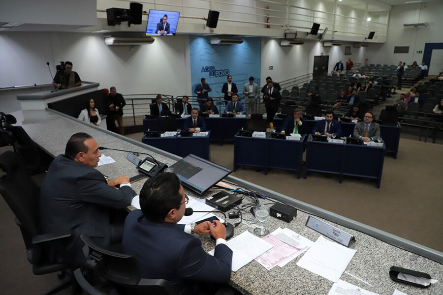 No momento, você está visualizando CÃMARA CG: Veto do Executivo a projeto que barra reajuste da taxa do lixo será votado no dia 3